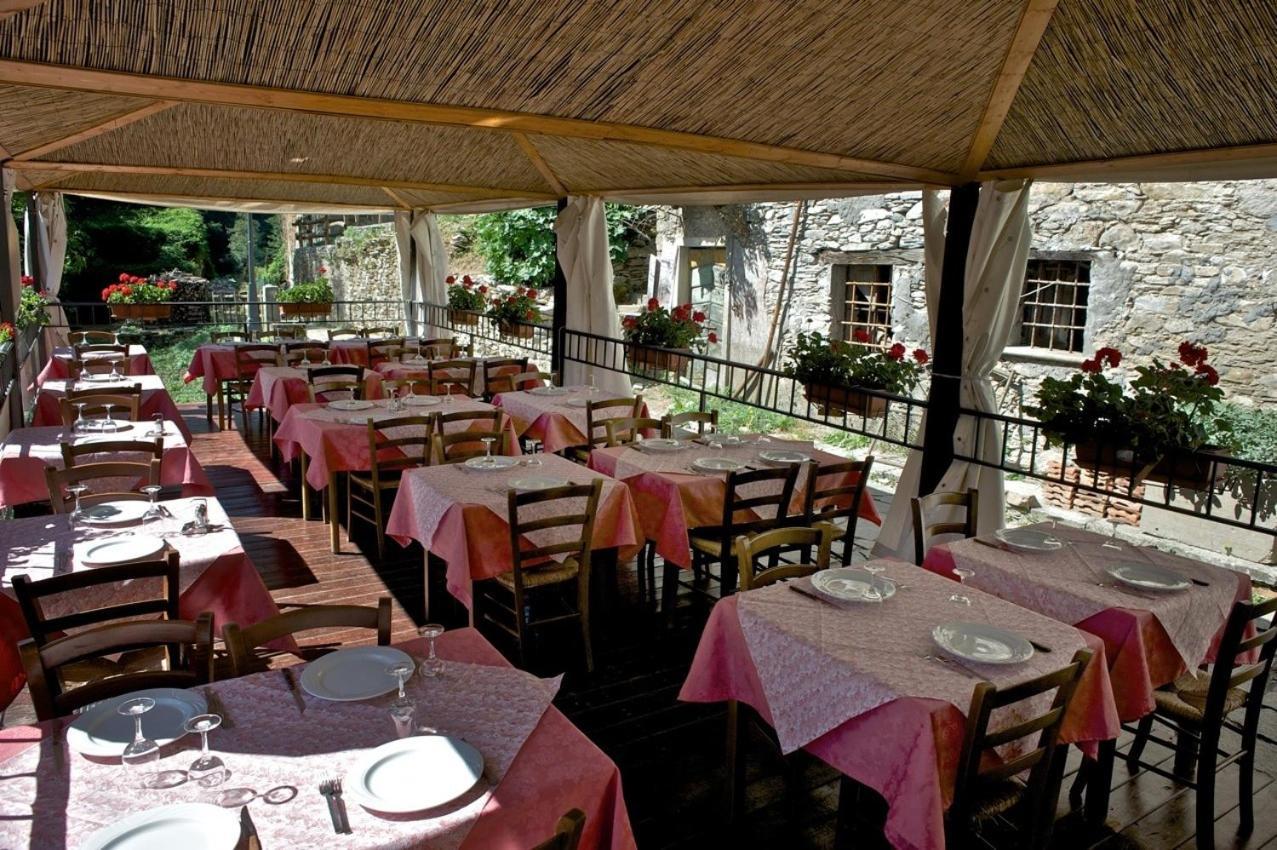 Maison d'hôtes Borgo Isola Santa Extérieur photo