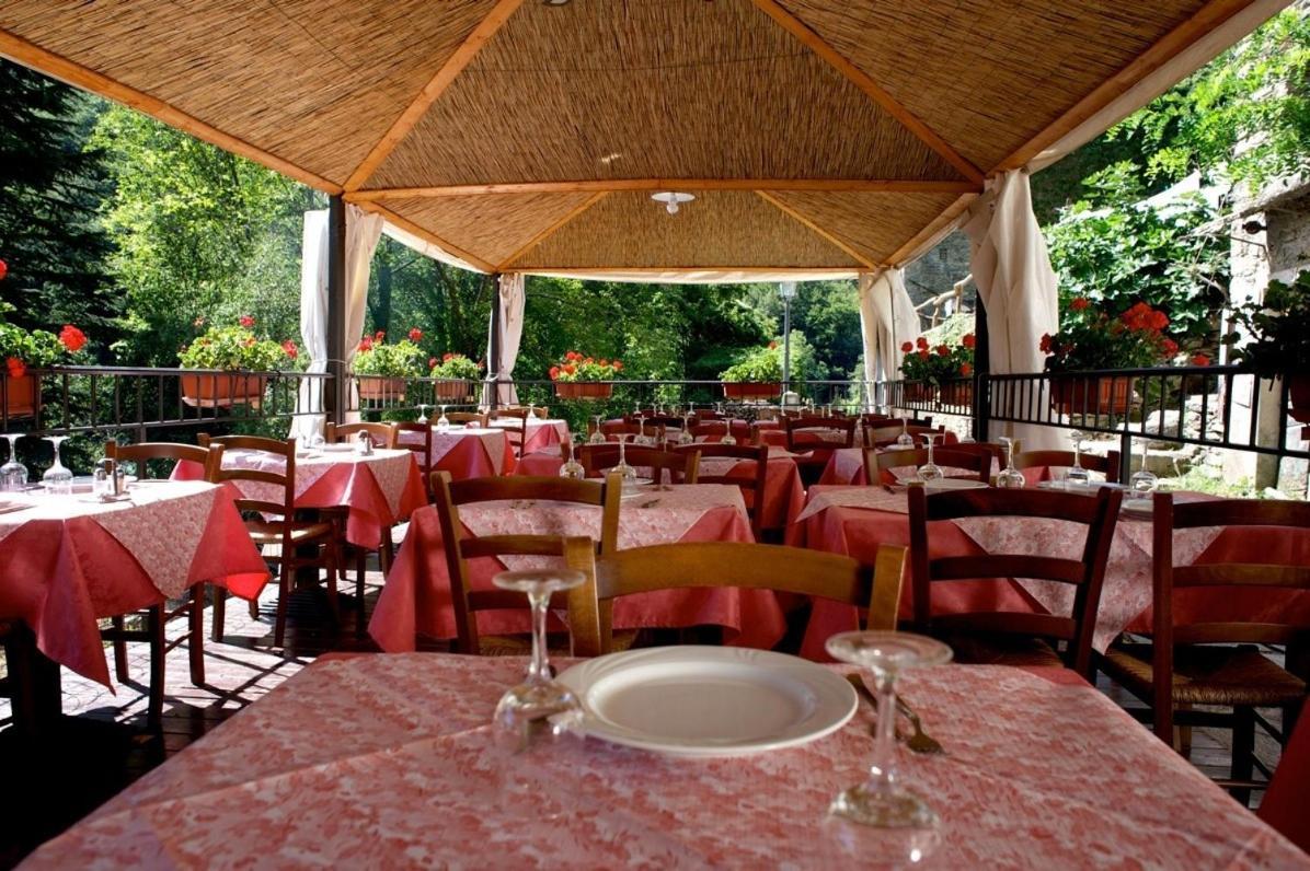 Maison d'hôtes Borgo Isola Santa Extérieur photo