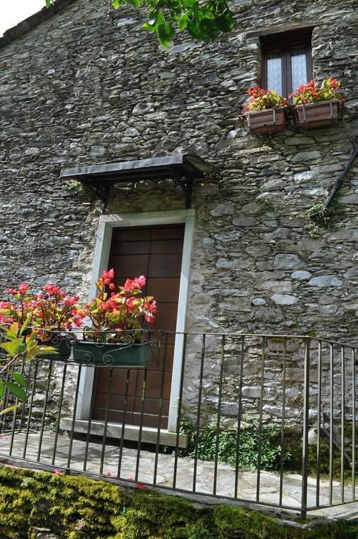 Maison d'hôtes Borgo Isola Santa Extérieur photo