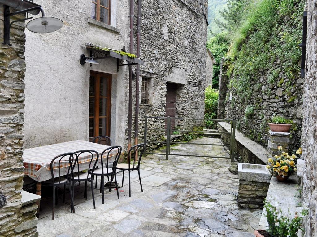 Maison d'hôtes Borgo Isola Santa Extérieur photo