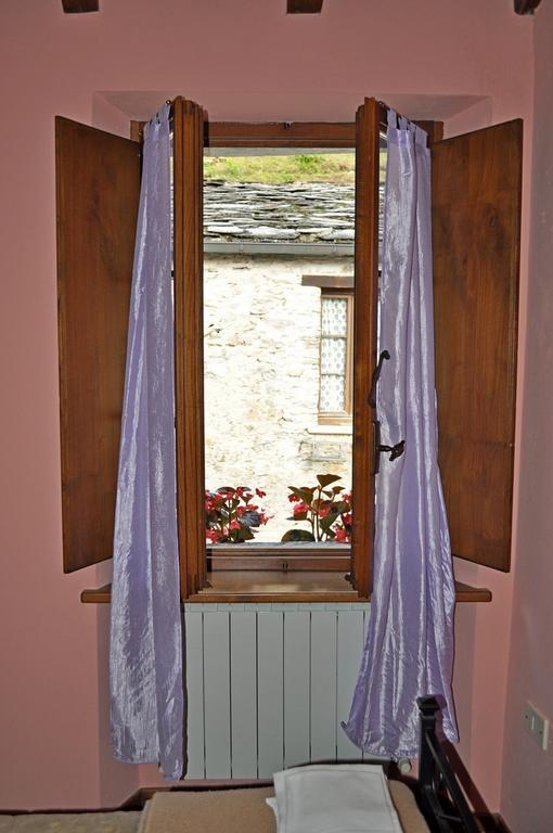 Maison d'hôtes Borgo Isola Santa Extérieur photo
