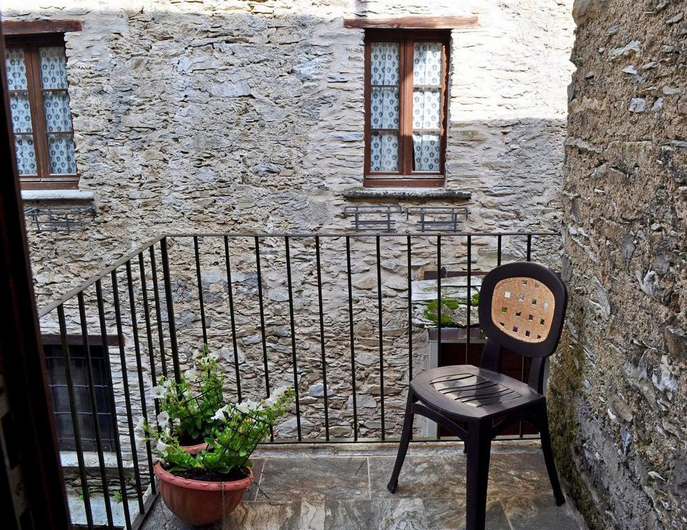Maison d'hôtes Borgo Isola Santa Extérieur photo